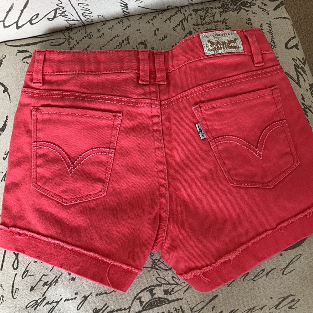 Shorts - Picture 2 of 3